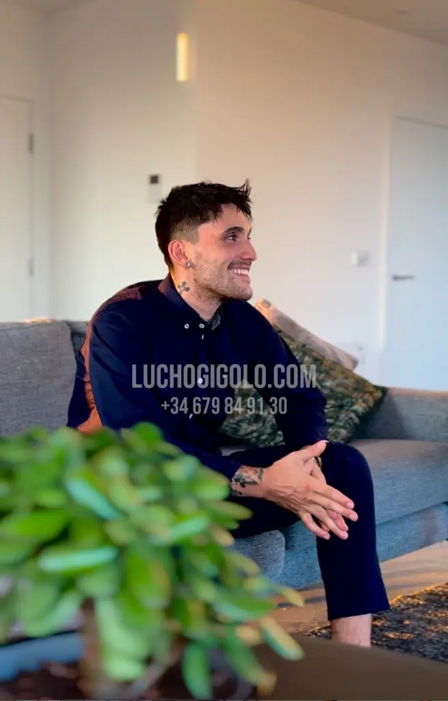 Chico de compañía para film privado y encuentros exclusivos Luis